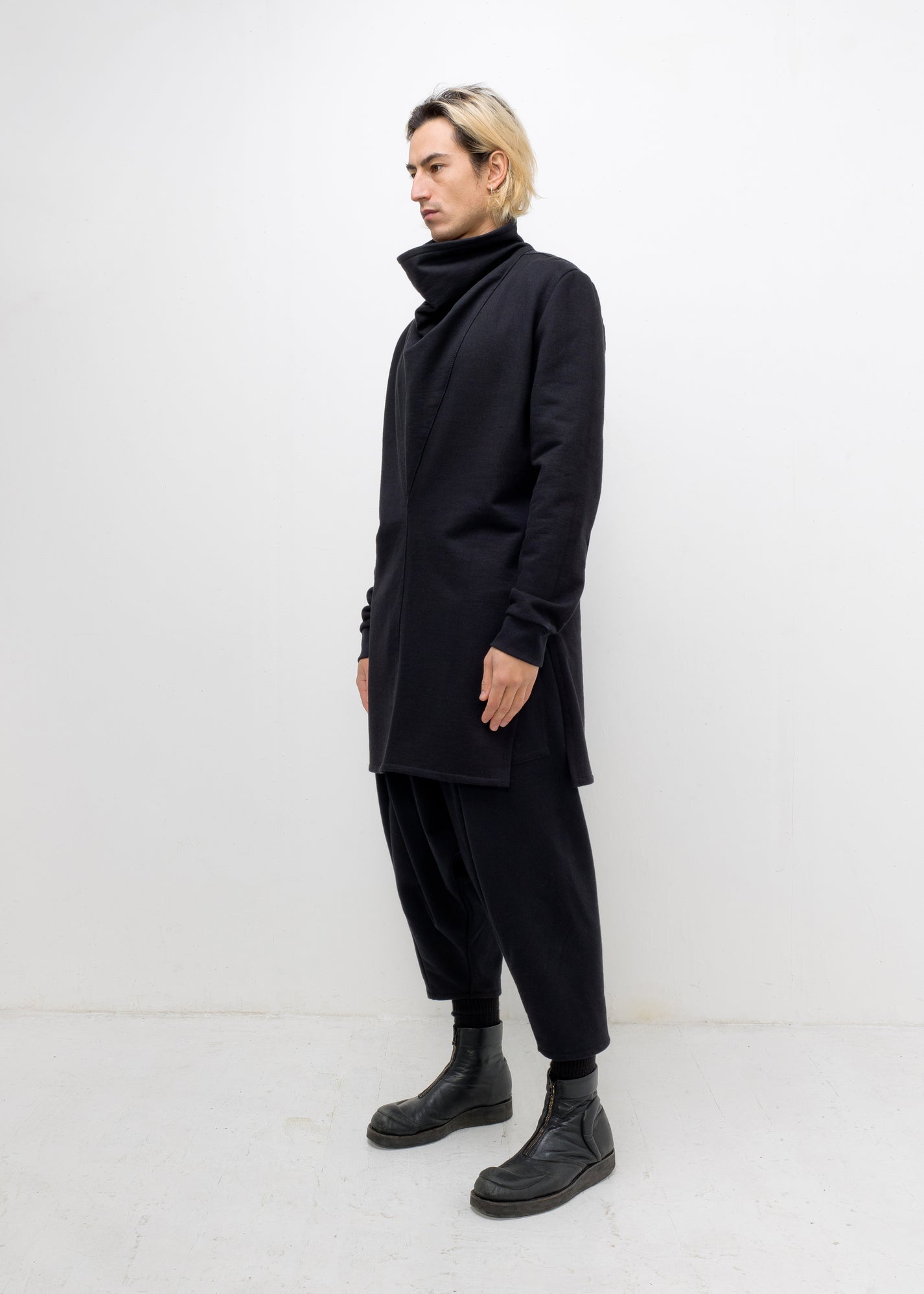 FUNNEL NECK JUMPER