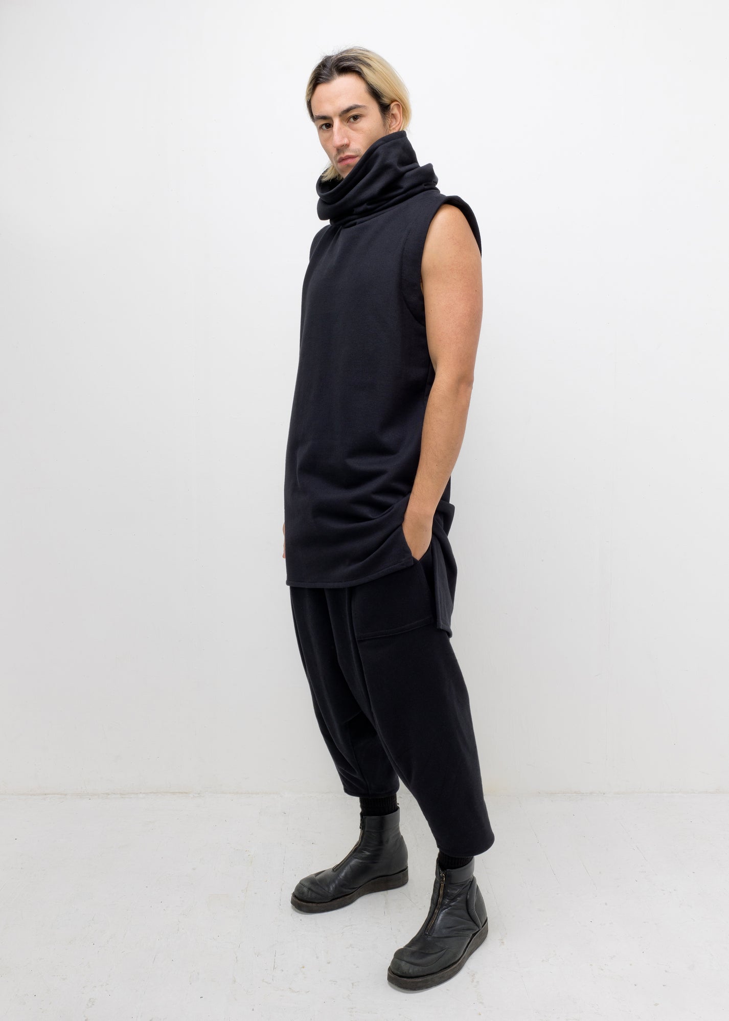 FICTION SNOOD VEST
