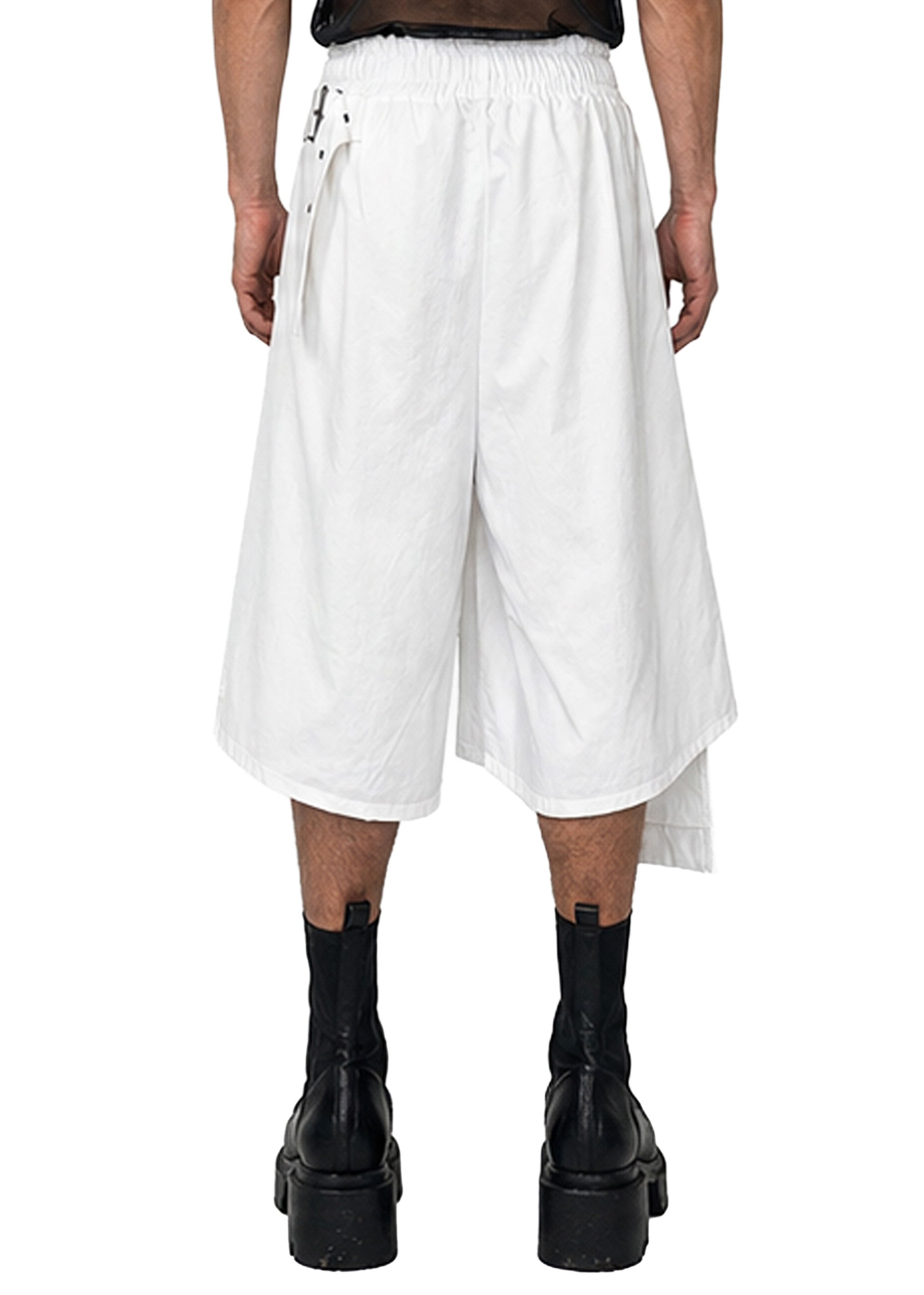 LINEN ASYMMETRIC PLEATED SHORTS