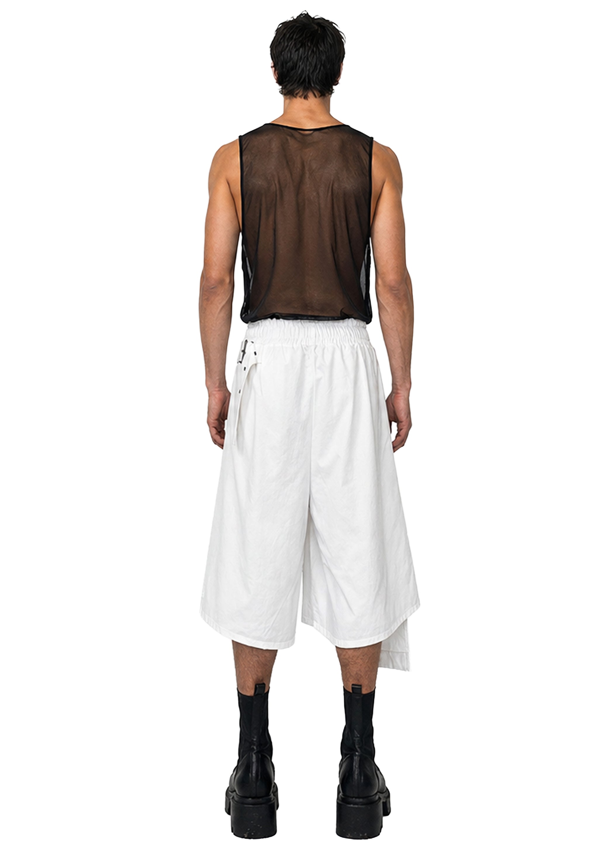 LINEN ASYMMETRIC PLEATED SHORTS