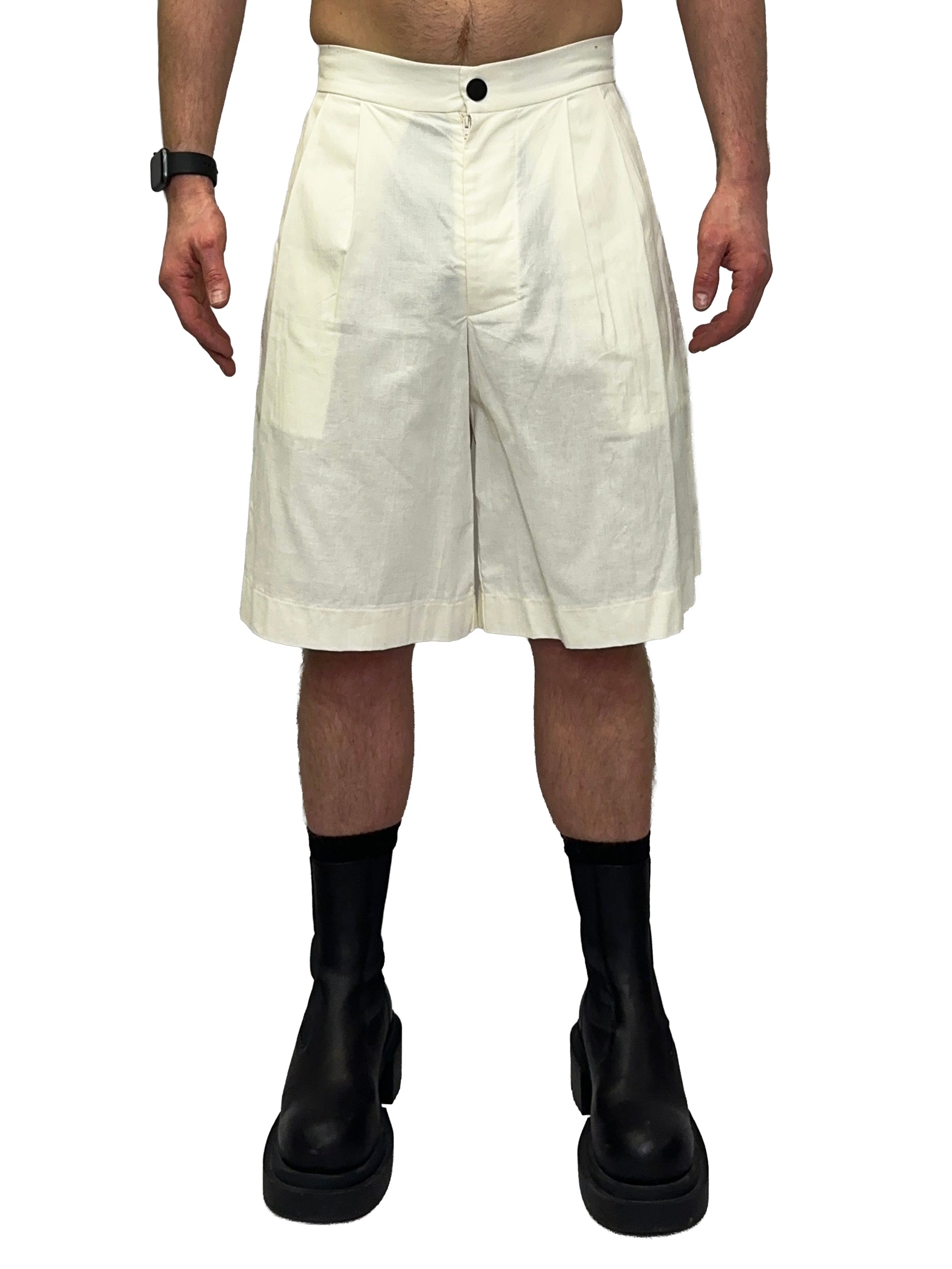 DOUBLE PLEAT SHORTS