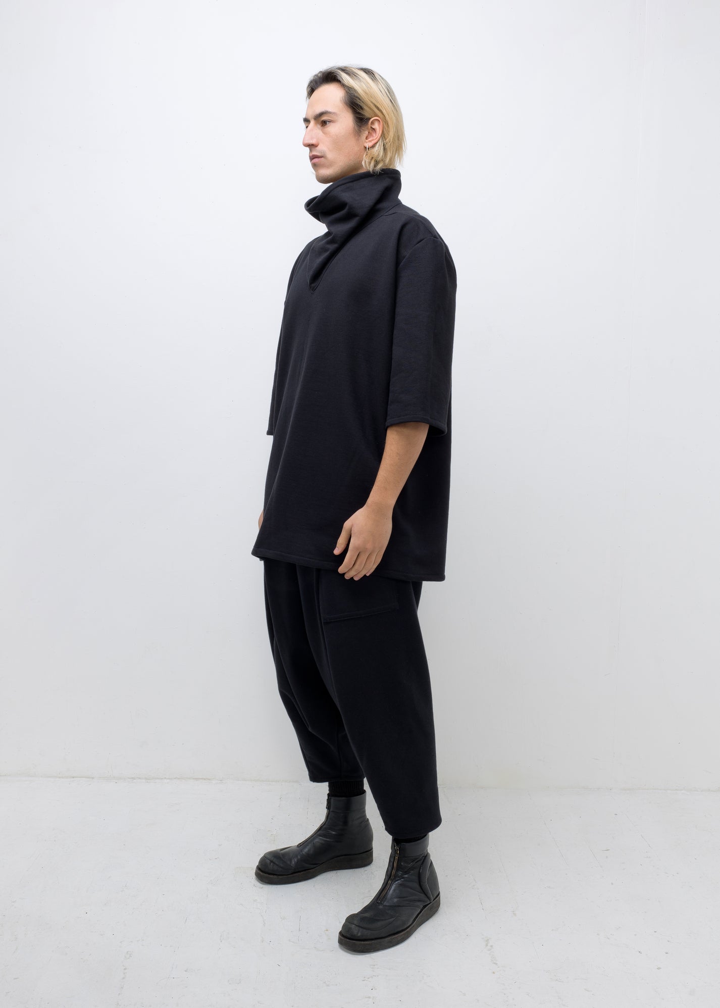 FUNNEL NECK JUMPER