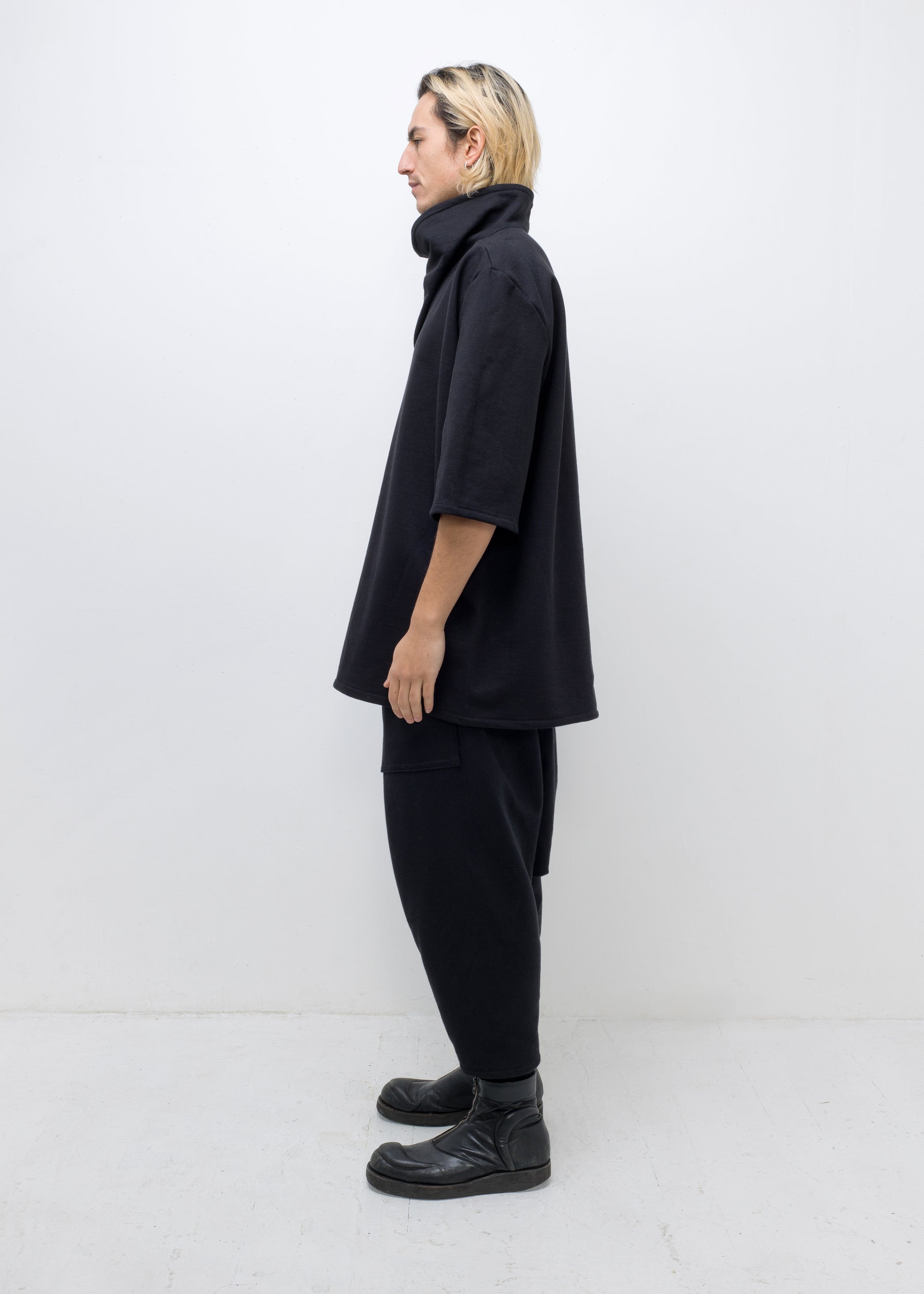FUNNEL NECK JUMPER