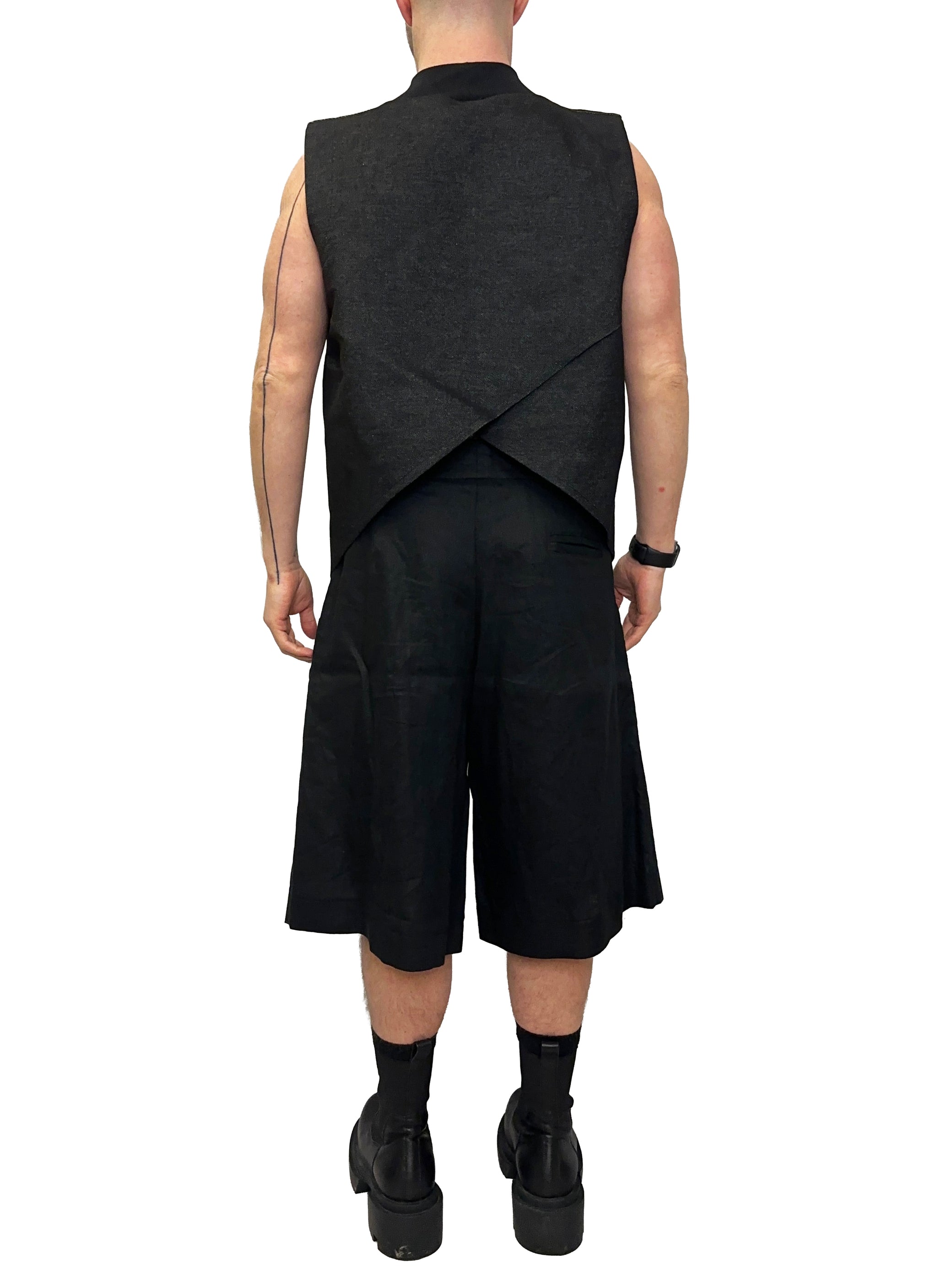 RAW DENIM SINGLE PEAK VEST