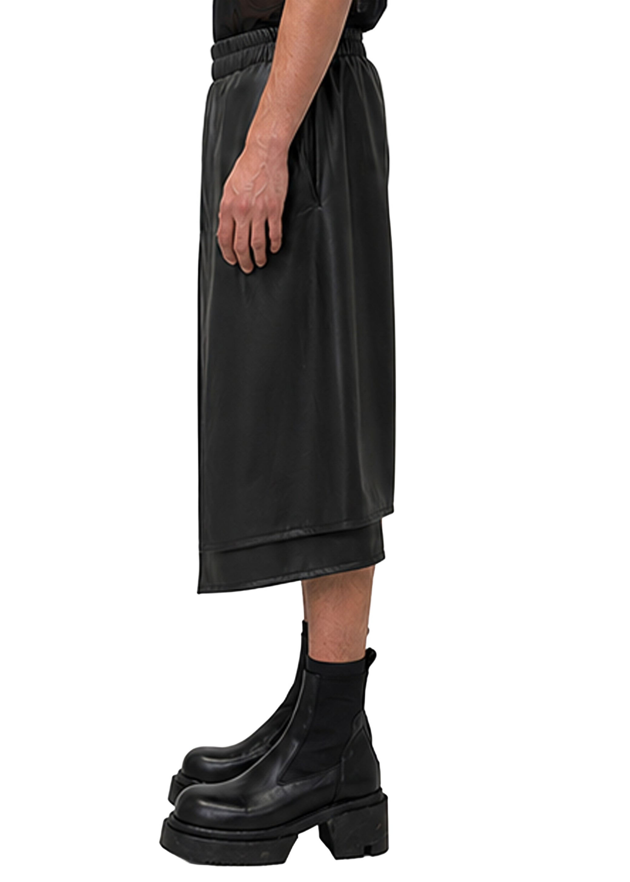 VEGAN LEATHER PANEL SHORTS