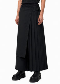 ASYMMETRIC PLEAT TROUSERS
