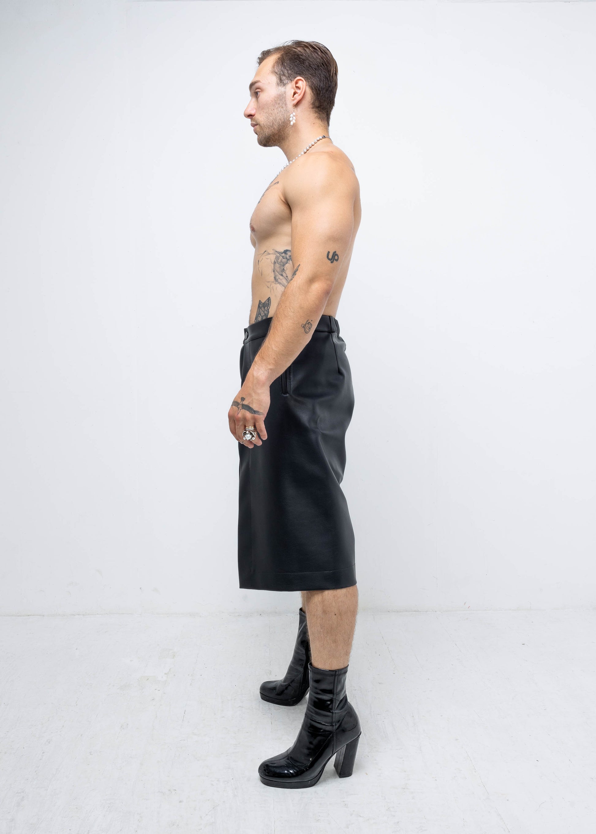 SPLIT SHORTS