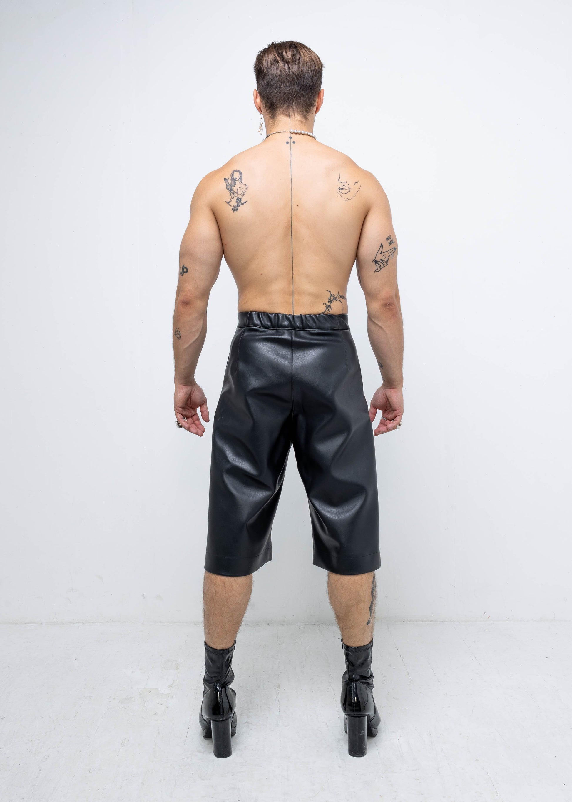 SPLIT SHORTS