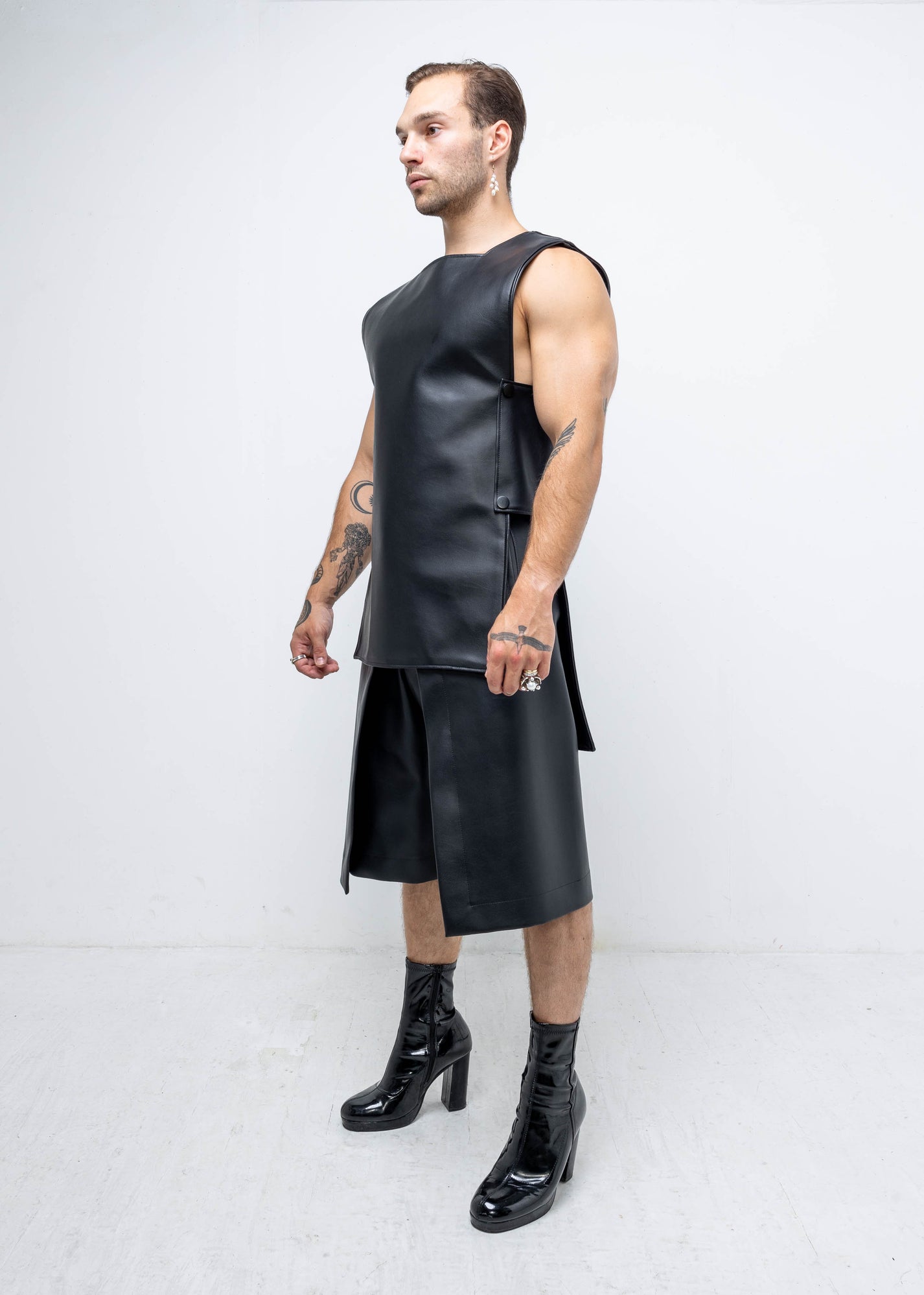 EGYPTAIN VEST
