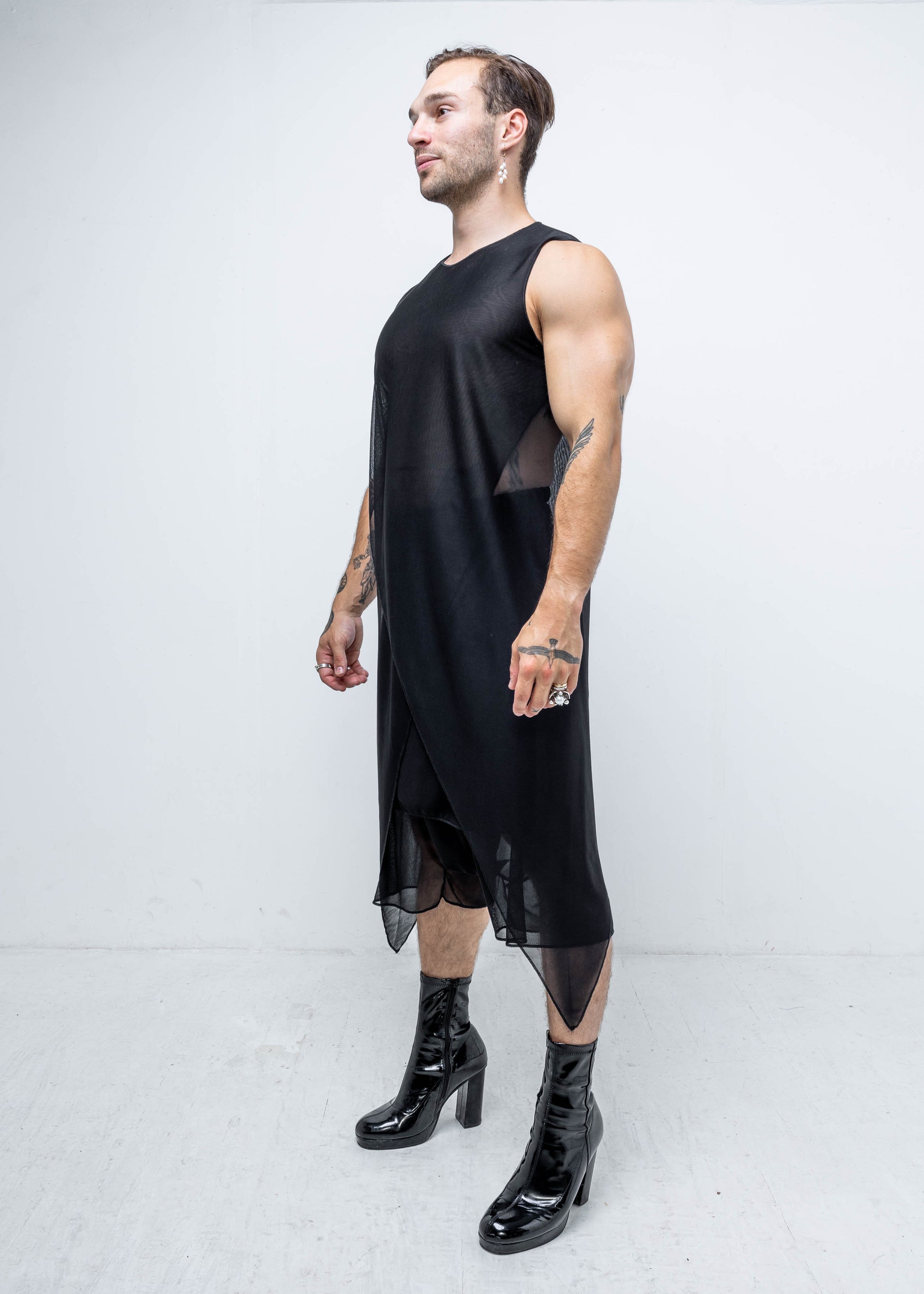 MESH SIDE PEAK VEST