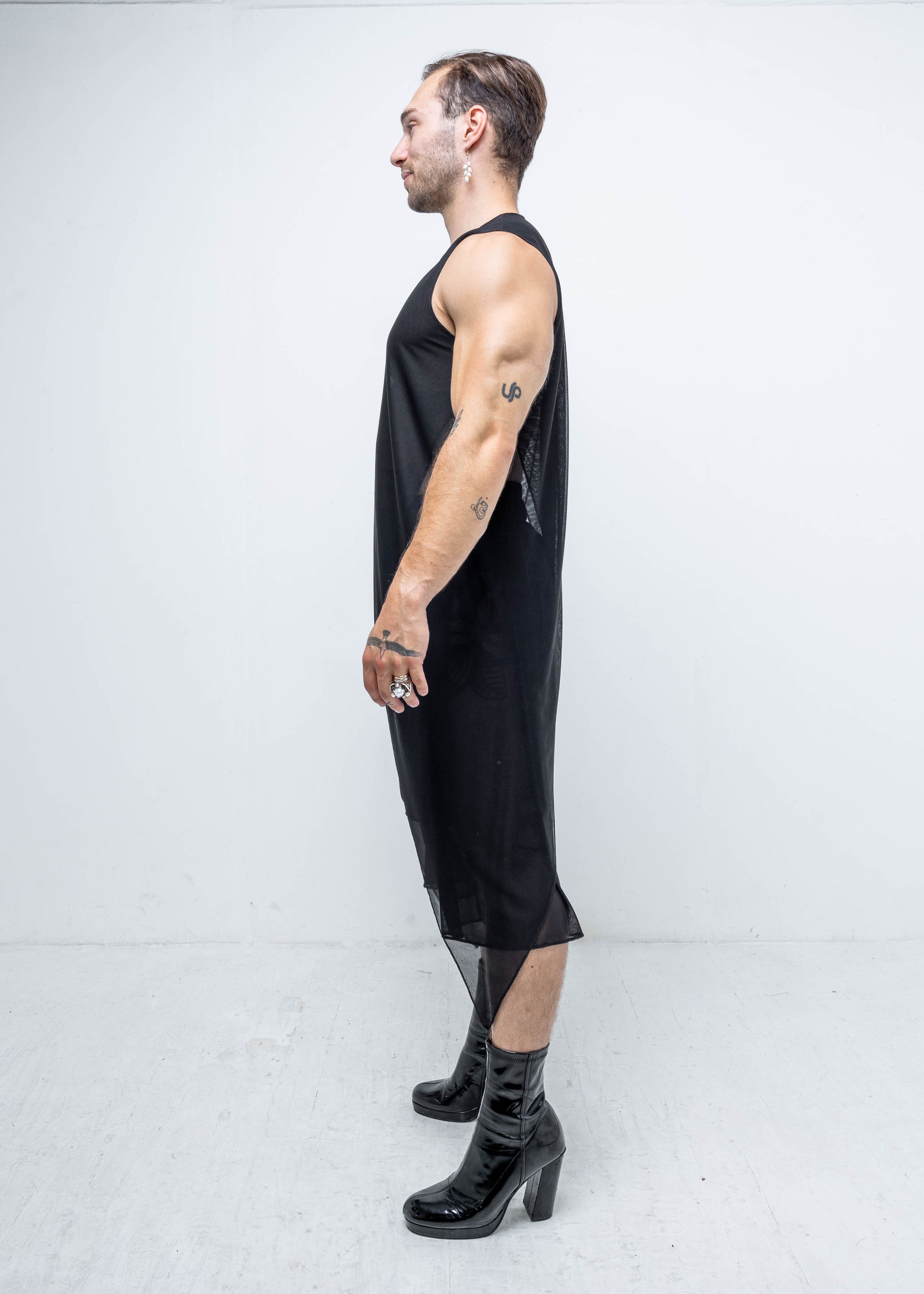 MESH SIDE PEAK VEST