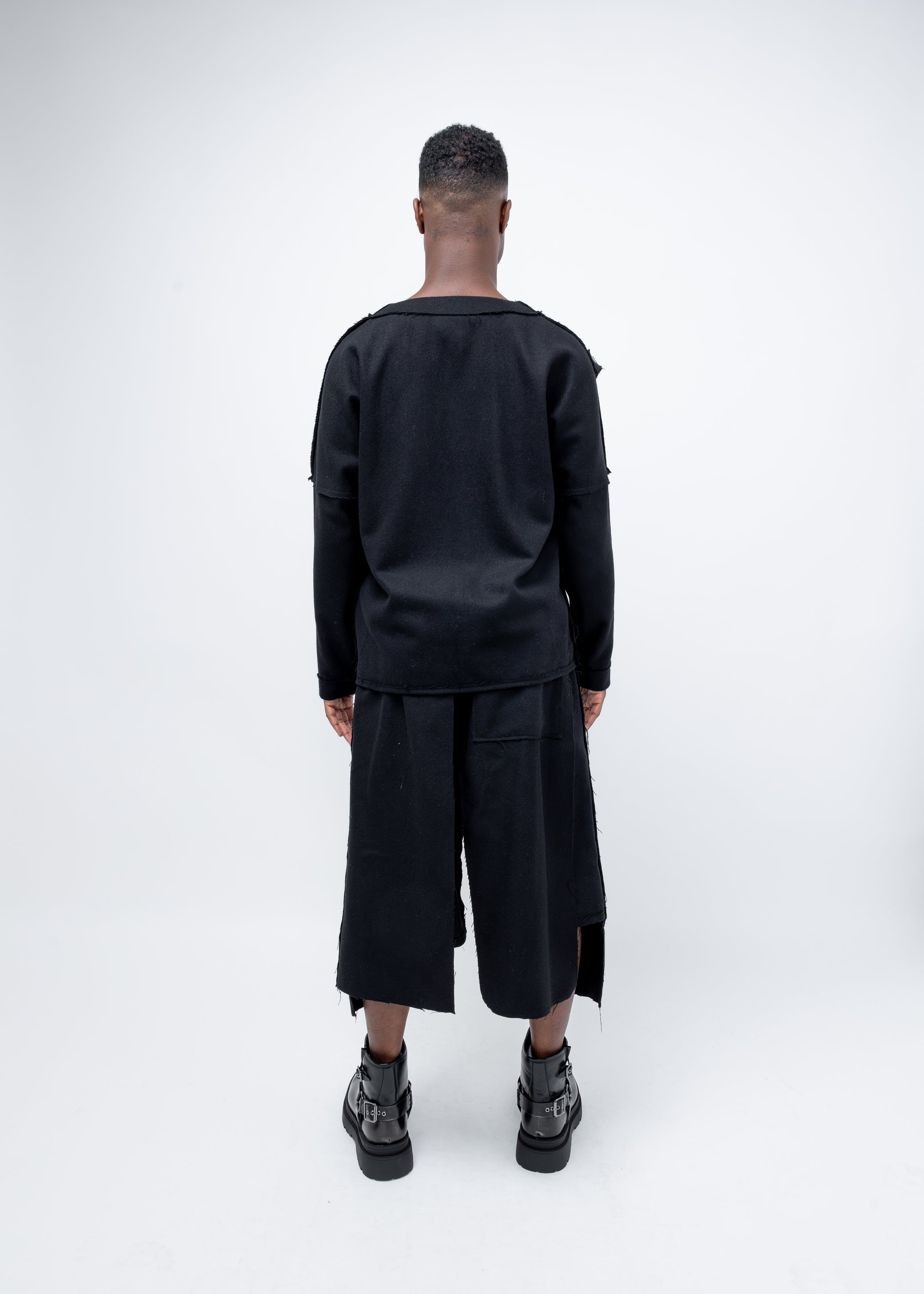 DECONSTRUCTED PANEL JUMPER
