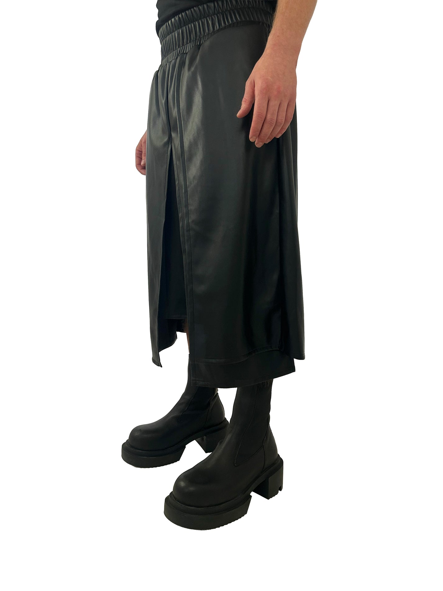 VEGAN LEATHER PANEL SHORTS