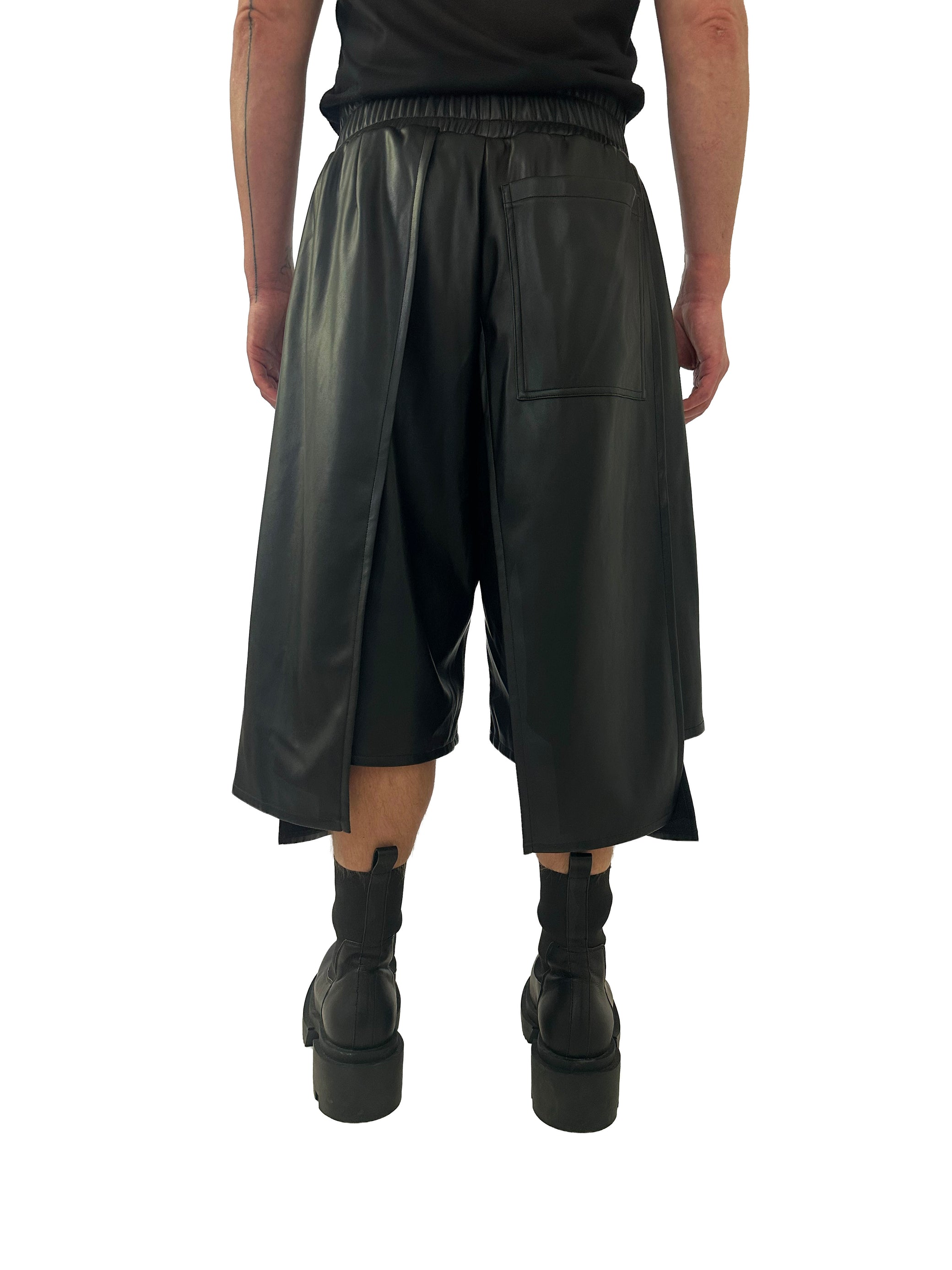 VEGAN LEATHER PANEL SHORTS