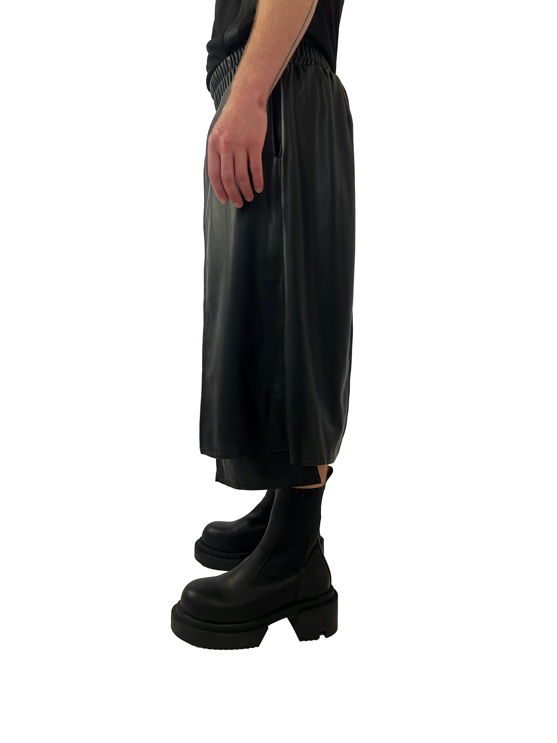 VEGAN LEATHER PANEL SHORTS